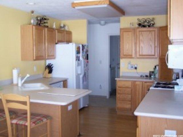 286 N 525 E, Levan, UT 84639 — photo 5
