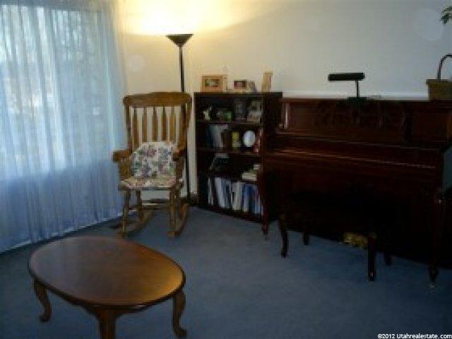 527 W 1130 N, Clinton, UT 84015 — photo 3