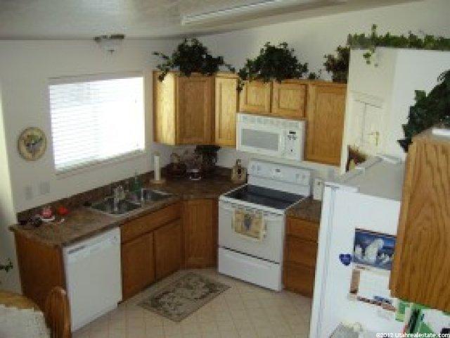 2495 S 200 E, Clearfield, UT 84015 — photo 2