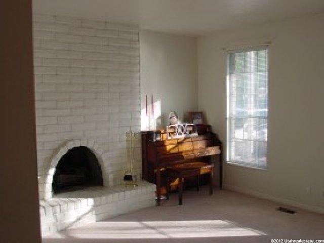 1589 E Ridgemark Dr, Sandy, UT 84092 — photo 3