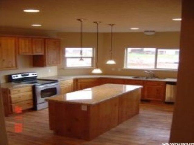 2357 S 550 W, Syracuse, UT 84075 — photo 4
