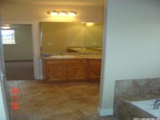 2357 S 550 W, Syracuse, UT 84075 — photo 5