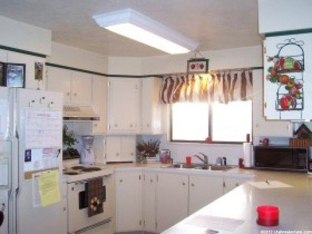 4809 S 3200 W, Roy, UT 84067 — photo 3
