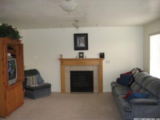 1295 Stone Creek Ln, Layton, UT 84041 — photo 4