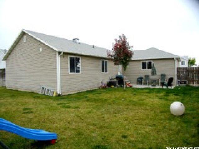 2163 N 2290 W, Clinton, UT 84015 — photo 2