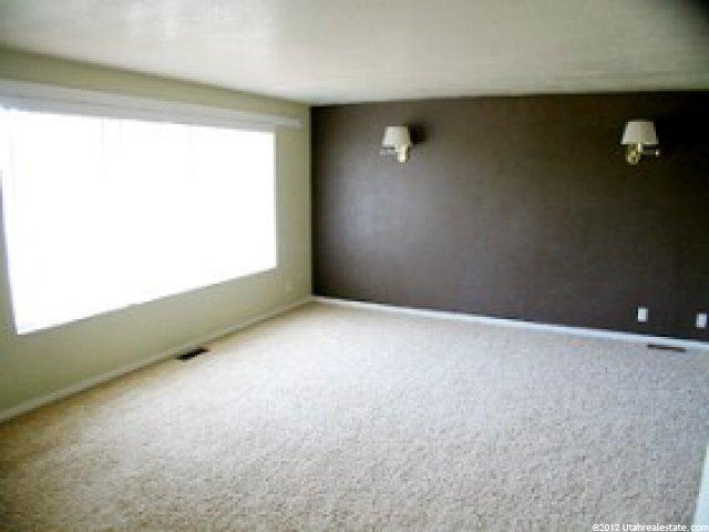 6053 S 2275 W, Roy, UT 84067 — photo 4