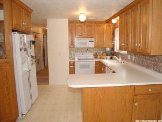 771 Cedar Terrace Dr, Sandy, UT 84094 — photo 3
