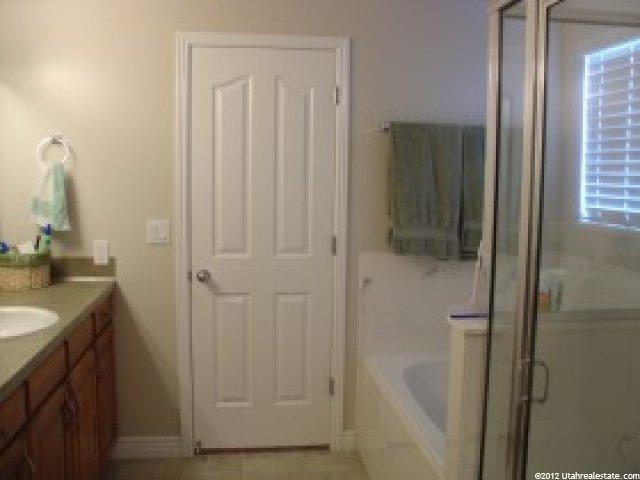 1966 S 1730 W, Syracuse, UT 84075 — photo 6