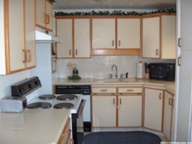 546 E 350 S, Clearfield, UT 84015 — photo 2