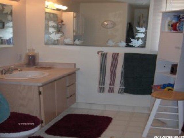 546 E 350 S, Clearfield, UT 84015 — photo 4