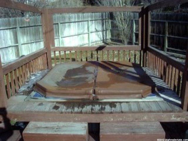 1364 Henderson Dr, Ogden, UT 84404 — photo 3