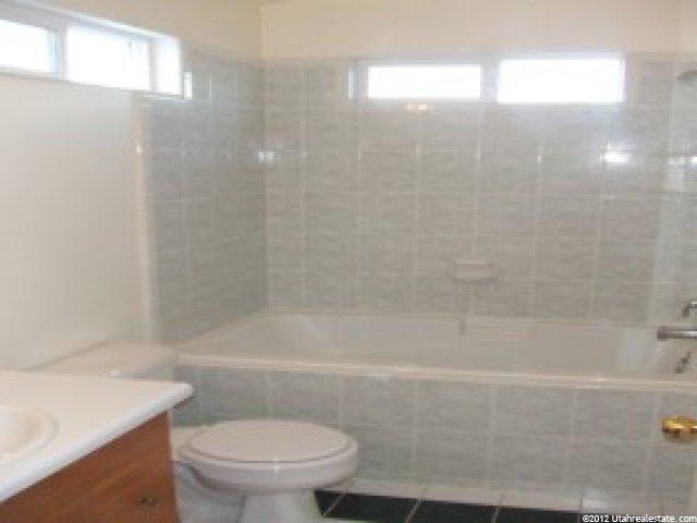 2642 W 1500 N, Clinton, UT 84015 — photo 4