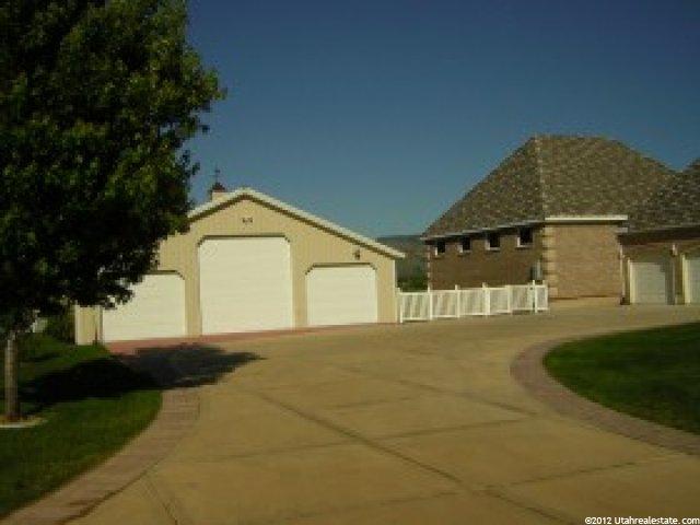 320 N 6900 E, Huntsville, UT 84317 — photo 7