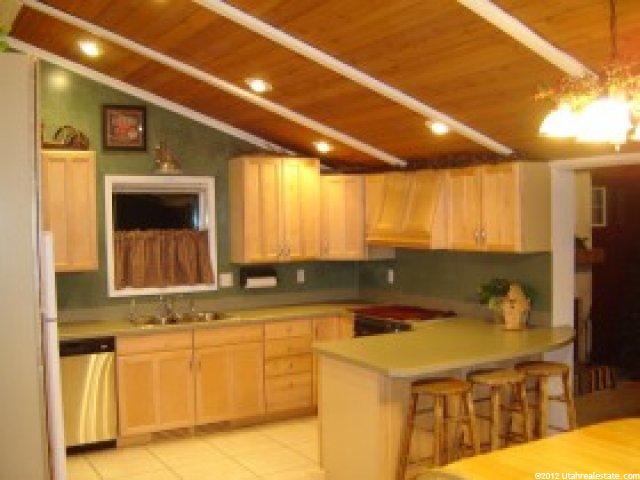 1286 E 250 N, Pleasant Grove, UT 84062 — photo 8