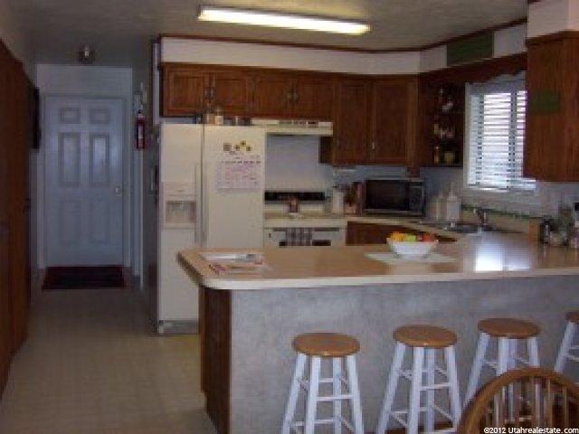 91 E Center St, Hinckley, UT 84635 — photo 3