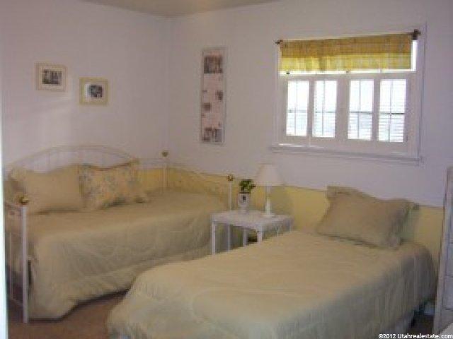 91 E Center St, Hinckley, UT 84635 — photo 8