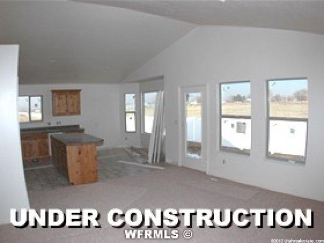 572 W 25 N, Clearfield, UT 84015 — photo 2