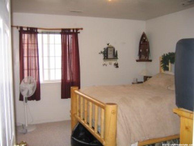 1768 N 2615 W, Clinton, UT 84015 — photo 4