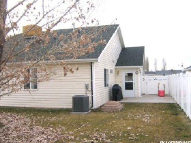 1768 N 2615 W, Clinton, UT 84015 — photo 7