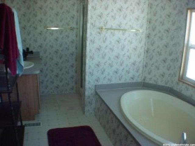 195 E Main St, Mt Pleasant, UT 84647 — photo 7