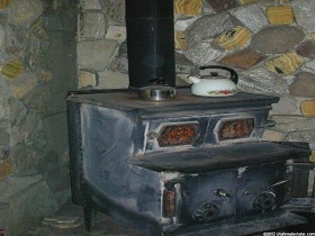 450 W Sioux Ave, Mammoth, UT 84628 — photo 7
