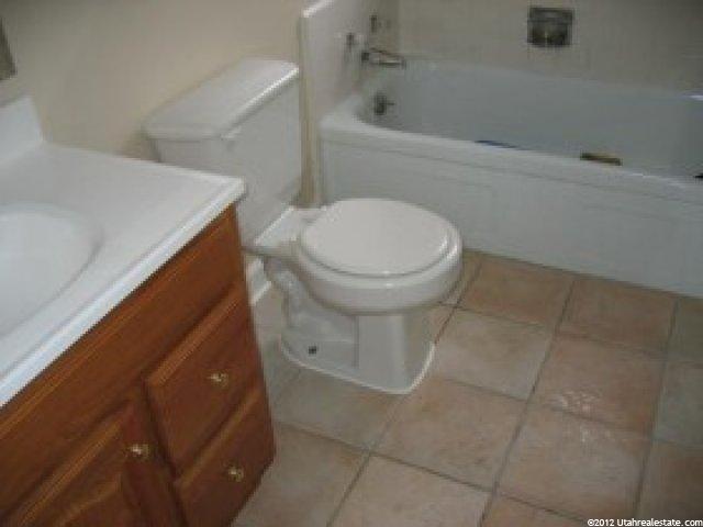4215 S 900 E, South Ogden, UT 84403 — photo 5