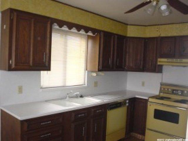 7773 Chapel St, Midvale, UT 84047 — photo 6