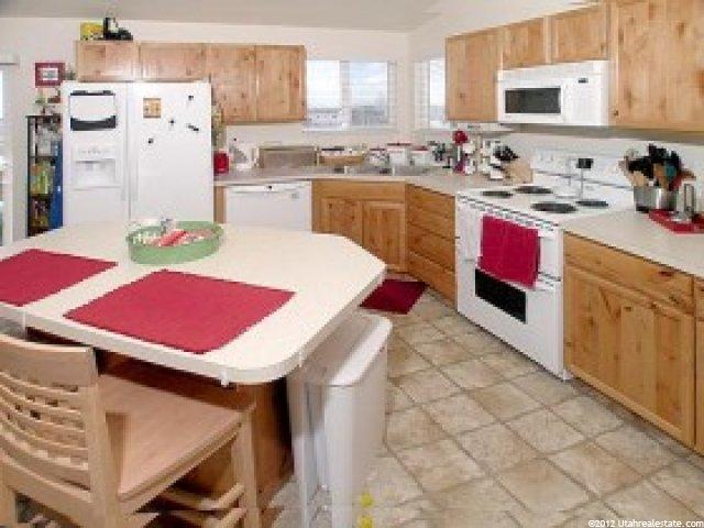 5951 S 3200 W, Roy, UT 84067 — photo 7