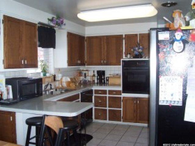 229 W 550 N, Clearfield, UT 84015 — photo 2