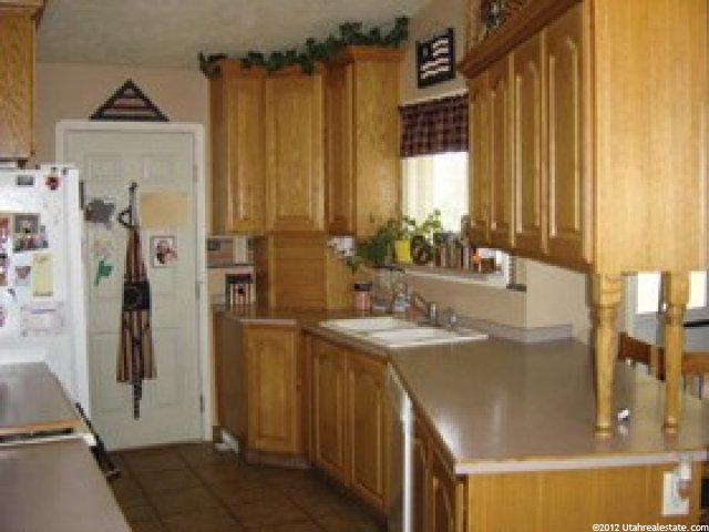 741 E 100 N, Nephi, UT 84648 — photo 3