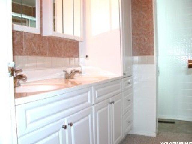 418 W 870 N, Sunset, UT 84015 — photo 5