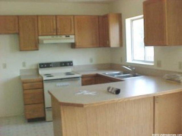 153 N Fort Ln #5-B, Layton, UT 84041 — photo 2