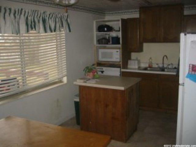 9930 S Aster Ln, Sandy, UT 84094 — photo 4