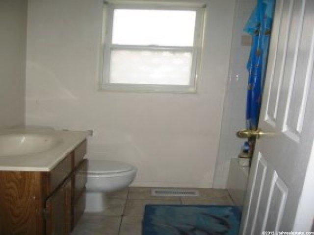 9930 S Aster Ln, Sandy, UT 84094 — photo 7