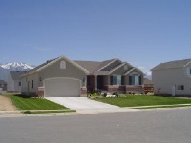 2173 S 800 E, Clearfield, UT 84015 — photo 4