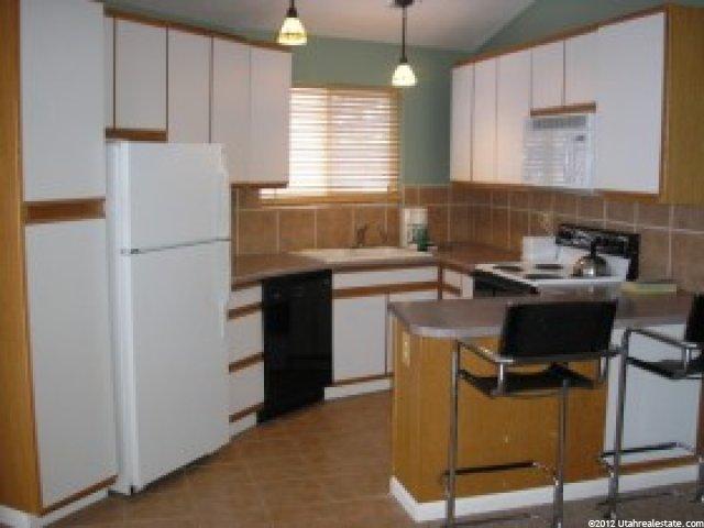 8539 E Lake Pines Dr, Timber Lakes, UT 84032 — photo 3