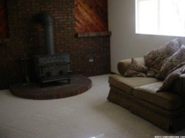 1376 W 975 S, Clearfield, UT 84015 — photo 6