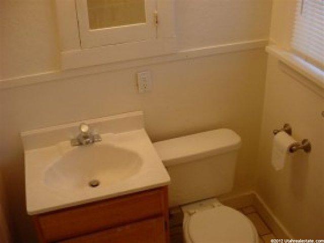195 E 100 N, Hyde Park, UT 84318 — photo 6