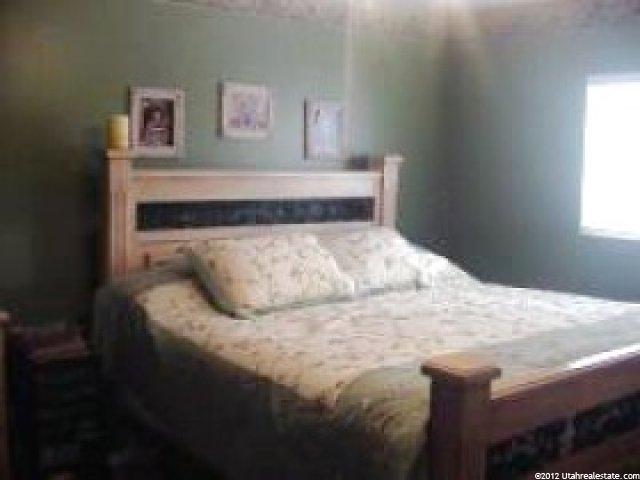 1160 N 2825 W, Layton, UT 84041 — photo 4