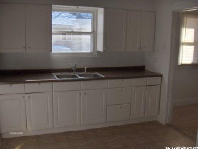 3208 Ogden Ave, Ogden, UT 84401 — photo 2
