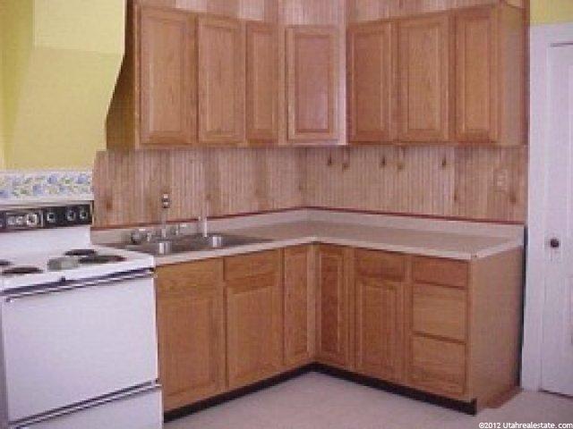 187 E Factory St, Garland, UT 84312 — photo 2