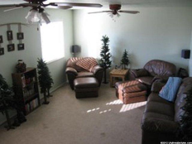 1583 N 2580 W, Clinton, UT 84015 — photo 4
