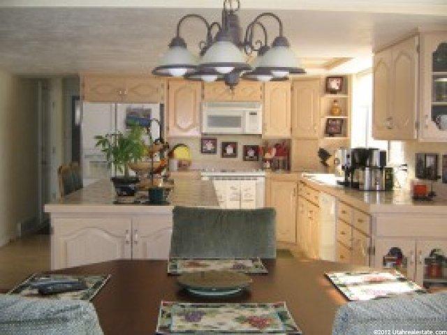 1880 Cima Dr, Sandy, UT 84093 — photo 4