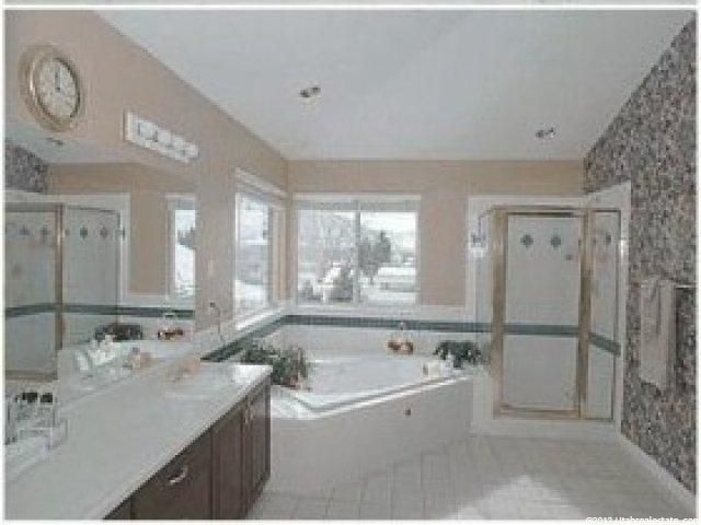 5 Birchtree Ln, Sandy, UT 84092 — photo 4