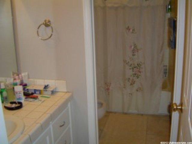 153 N Fortlane # C Res E #C, Layton, UT 84041 — photo 6