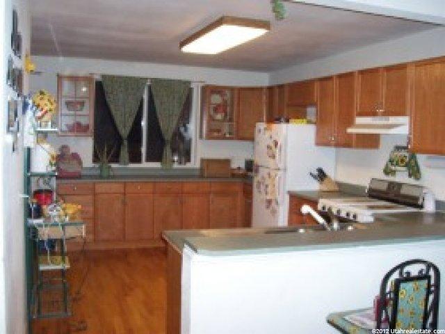 435 S 200 E, Nephi, UT 84648 — photo 2