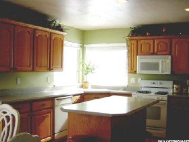 7856 S 2450 E, South Weber, UT 84405 — photo 2