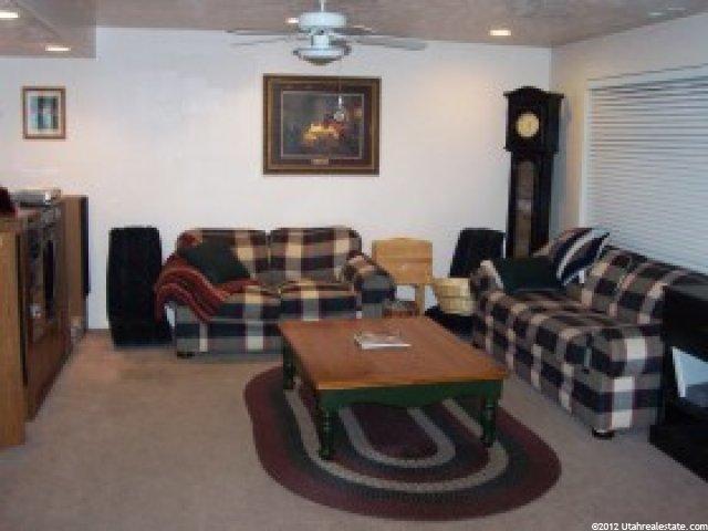 910 W Meadowlark Ln, West Bountiful, UT 84087 — photo 4