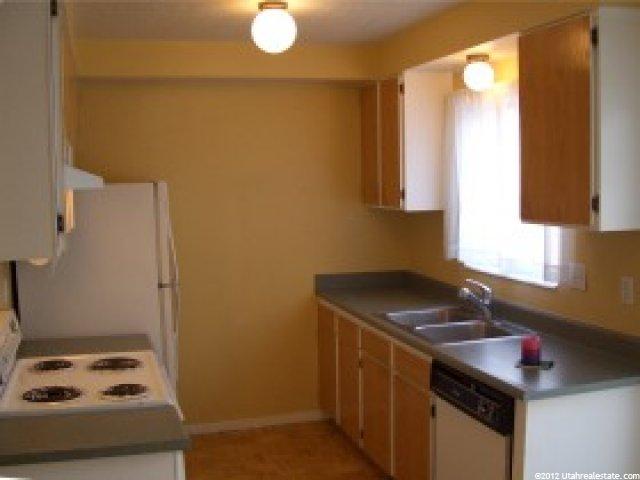 3047 Orchard Dr, Bountiful, UT 84010 — photo 6