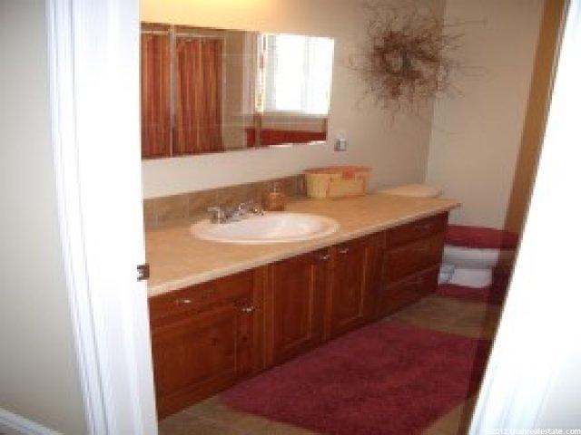 1807 N 1725 W, Farr West, UT 84404 — photo 5